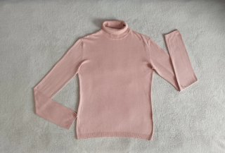 Jersey Pull&Bear T. L. cuello alto.