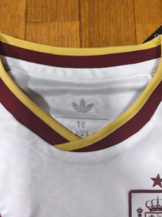 Equipación España Talla 18