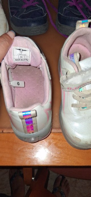 Lote Zapatillas y Sandalias Niña Talla 31/32