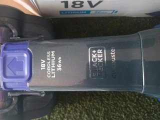 Aspiradora Black Decker Dustbuster 18V Pet