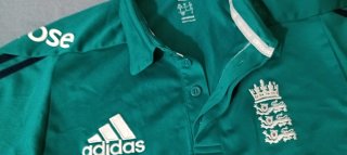 Camiseta Adidas Verde y Azul