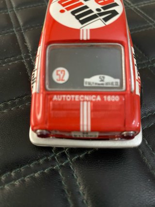 Seat 850 Rallye Club Scalextric Altaya