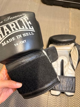 Guantes de Boxeo Charlie Made in Hell