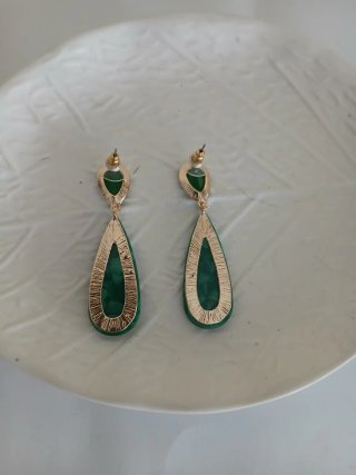 Conjunto pendientes  pulsera dorado/verde esmerald