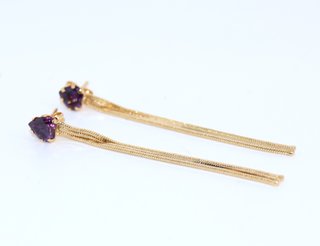 Pendientes largos oro 18K con piedras moradas
