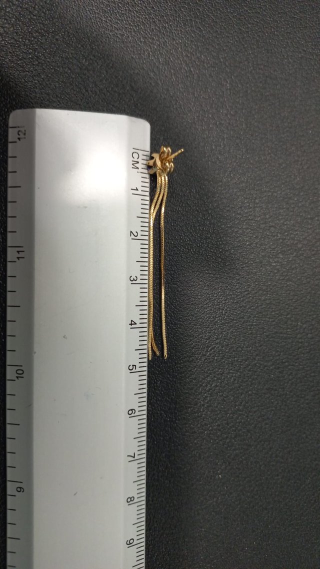 Pendientes largos oro 18K con piedras moradas