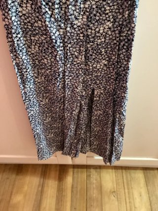 Falda Mango Teen floral azul y blanco