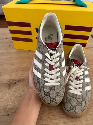 Zapatillas Gucci Gazelle Beige GG Monogram