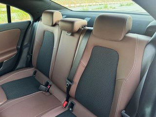 Mercedes CLA 220 d Coupé 8G-DCT