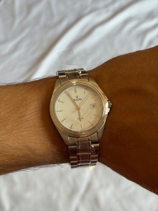 Bulova WR100 Uomo Quartz Nuovo NOS 39mm