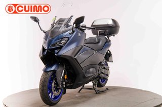 YAMAHA TMAX 560