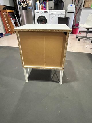 Mesita de noche blanca Ikea