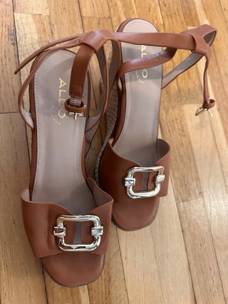 Sandalias de cuña ALDO mujer