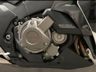 Honda VFR 1200 F DCT 2015  impecable