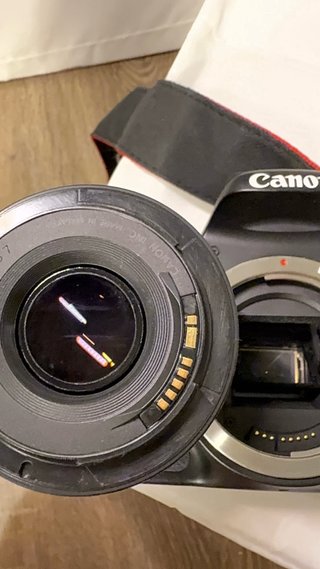 Canon EOS 550D + 50mm f/1.8 II + accesorios
