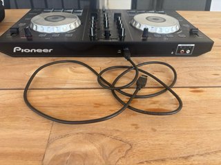 Controlador DJ Pioneer DDJ-SB + maletin