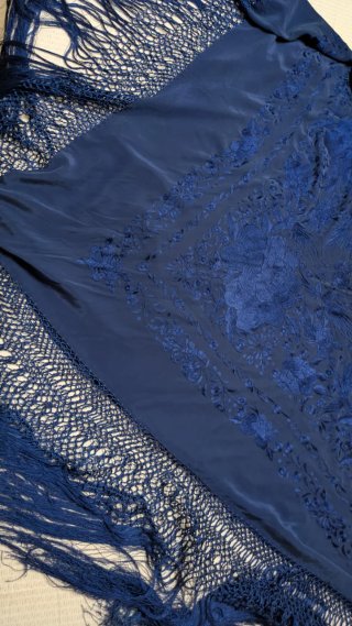 Mantón de Manila Azul