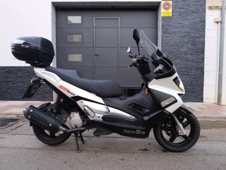 Aprilia SR Max 125 Scooter Maxi