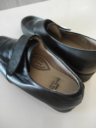 Zapatos confort piel Pepe Varó