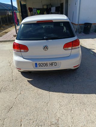 Volkswagen Golf bluemothion 2012