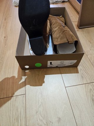 Botas de ante marrones