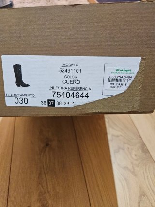 Botas de ante marrones