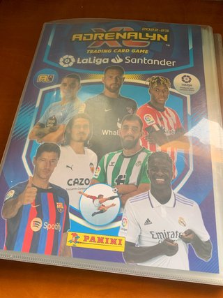 Álbum Adrenalyn 2022-2024  no completado