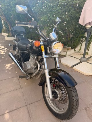 Suzuki Marauder 250cc Negra