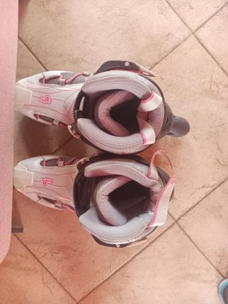 Pattini in linea donna
