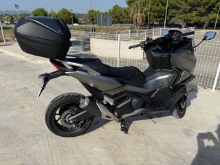 Honda Forza 750 Gris