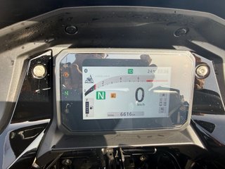 Honda Forza 750 Gris