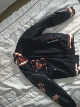 Chaqueta New York Knicks NBA Negra y Naranja