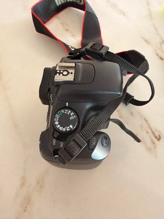Canon EOS 1100D + Lentes 18-55mm y 50mm