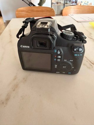 Canon EOS 1100D + Lentes 18-55mm y 50mm