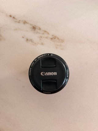 Canon EOS 1100D + Lentes 18-55mm y 50mm