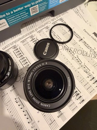Canon EOS 1100D + Lentes 18-55mm y 50mm