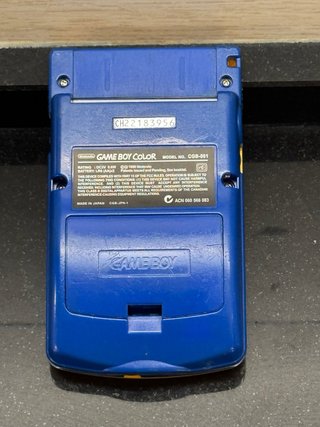 Game Boy Color Pikachu + Juegos