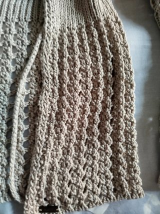 Cardigan lungo traforato beige