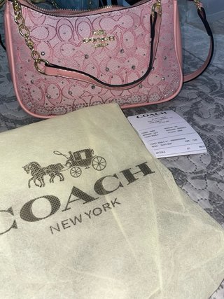 Bolso Coach rosa con pedrería
