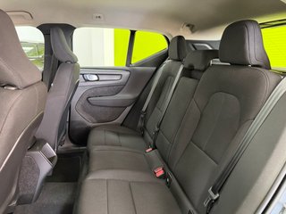 Volvo XC40 Momentum Core T2 1.5G 129CV Auto.