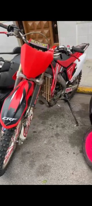 Honda CRF 250x Enduro/Motocross Roja