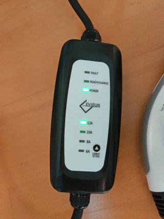 Cargador Portátil Coche Eléctrico / PHEV EVIEUN Ti