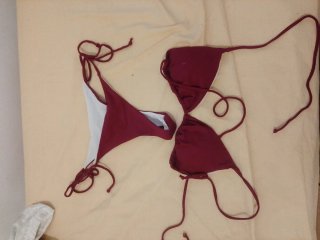Bikini Rojo y Blanco