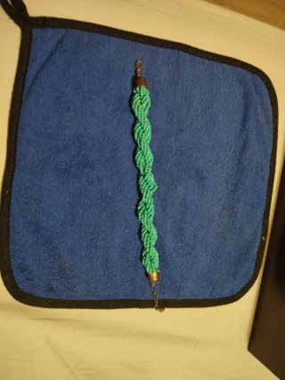 Pulsera antigua de cuentas turquesa y doradas