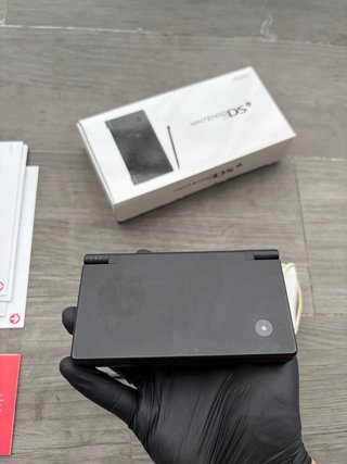 Nintendo DSi Nera Completa