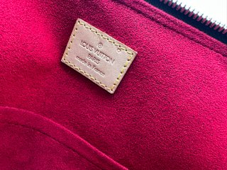 Bolso Louis Vuitton Coussin GM