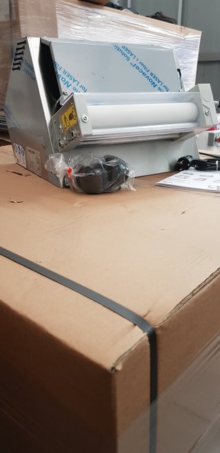 Formatrice per Pizza Professionale Italiana Nuova