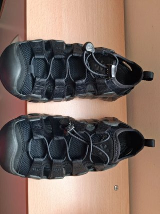 Sandalias KEEN