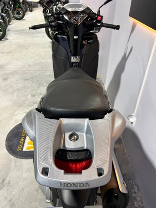 Honda SH300