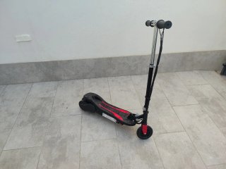 Patinete Eléctrico Juvenil Negro/Rojo HomCom